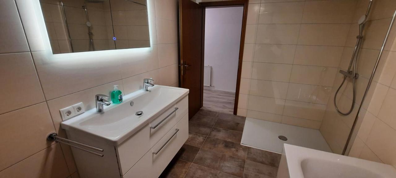 Green Hill Apartments - Dornbirn Luaran gambar