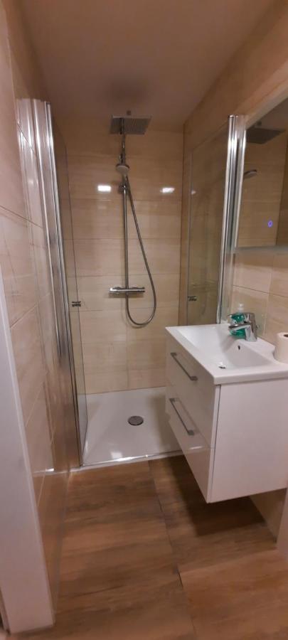 Green Hill Apartments - Dornbirn Luaran gambar
